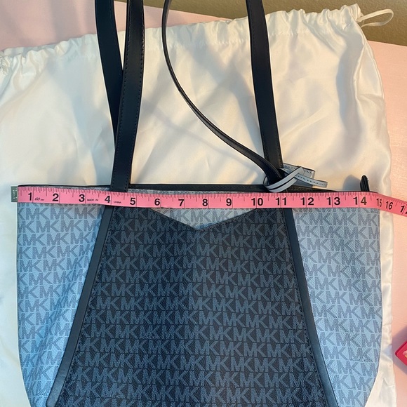 SOLD EUC  MK Michael Kors Signature Two-Tone Totebag - Picture 7 of 10